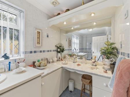 4 bedroom Detached house for sale in Rosedale, Worksop, S81