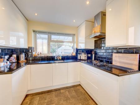 3 bedroom Semi-detached house for sale in St. James Avenue, South Anston, S25