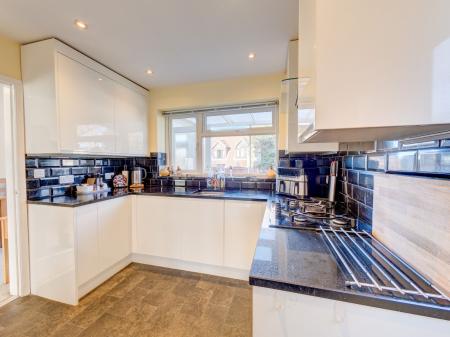 3 bedroom Semi-detached house for sale in St. James Avenue, South Anston, S25