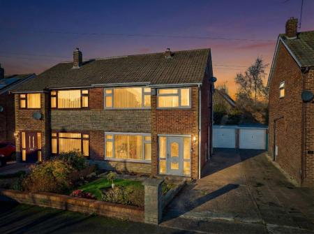 3 bedroom Semi-detached house for sale in St. James Avenue, South Anston, S25