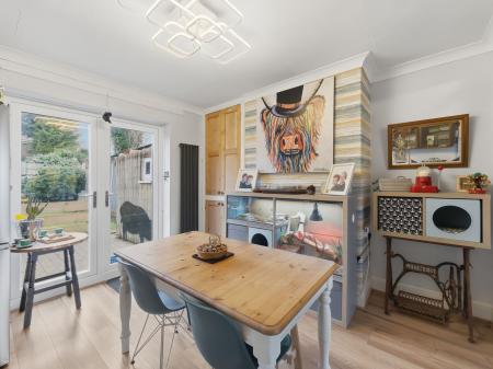 3 bedroom Semi-detached house for sale in Shepherds Avenue, Worksop, S81