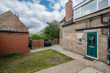 2 bedroom Semi-detached house for sale in Tylden Road, Rhodesia, S80