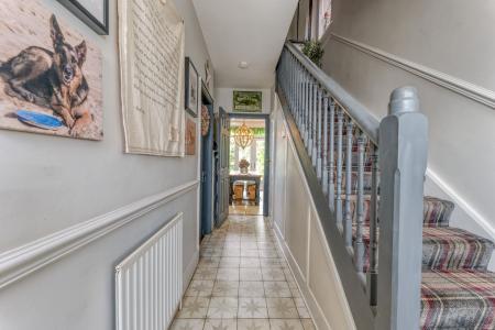 4 bedroom Semi-detached house for sale in The Baulk, Worksop, S81