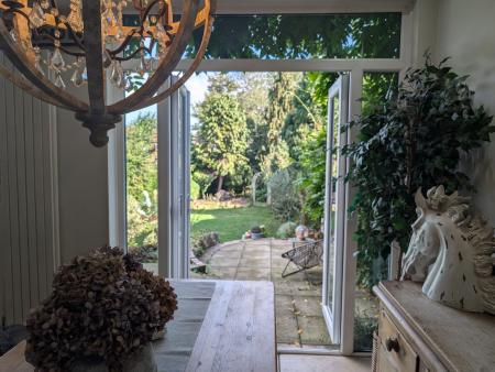 4 bedroom Semi-detached house for sale in The Baulk, Worksop, S81