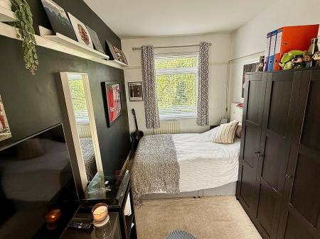 4 bedroom Semi-detached house for sale in The Baulk, Worksop, S81