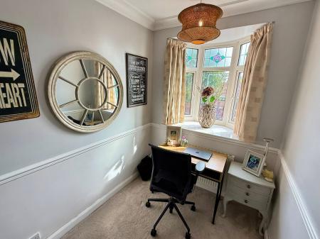 4 bedroom Semi-detached house for sale in The Baulk, Worksop, S81