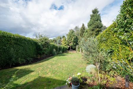 4 bedroom Semi-detached house for sale in The Baulk, Worksop, S81