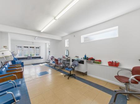 4 bedroom Flat for sale in Gateford Road, Worksop, S81