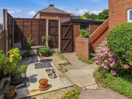 4 bedroom Flat for sale in Gateford Road, Worksop, S81