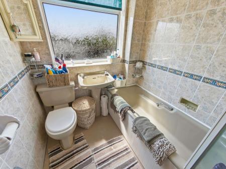 4 bedroom Flat for sale in Gateford Road, Worksop, S81