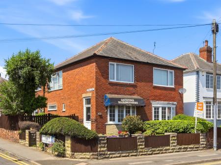 4 bedroom Flat for sale in Gateford Road, Worksop, S81