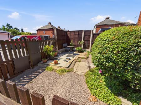 4 bedroom Flat for sale in Gateford Road, Worksop, S81