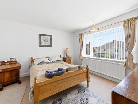 4 bedroom Flat for sale in Gateford Road, Worksop, S81
