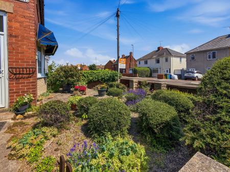 4 bedroom Flat for sale in Gateford Road, Worksop, S81