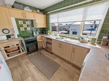 4 bedroom Flat for sale in Gateford Road, Worksop, S81