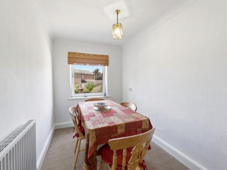 4 bedroom Flat for sale in Gateford Road, Worksop, S81