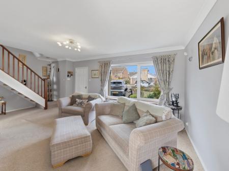 4 bedroom Detached house for sale in Oak Close, Worksop, S80