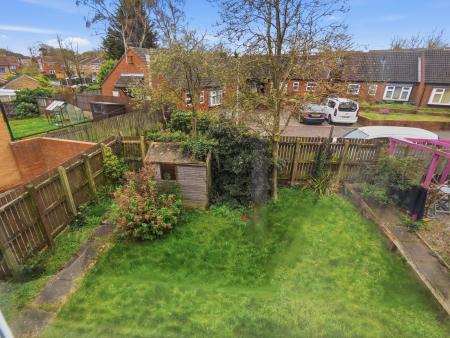 1 bedroom Flat for sale in Thievesdale Close, Worksop, S81