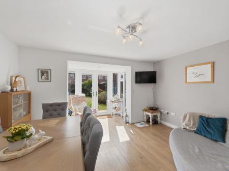 3 bedroom Semi-detached house for sale in Henry Close, Worksop, S80