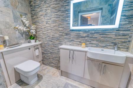 4 bedroom Detached house for sale in Sparken Hill, Worksop, S80