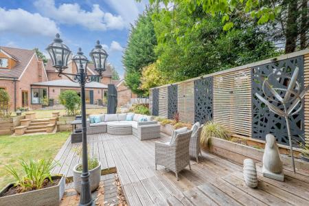 4 bedroom Detached house for sale in Sparken Hill, Worksop, S80