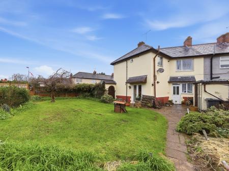 3 bedroom Semi-detached house for sale in Firbeck Crescent, Langold, S81