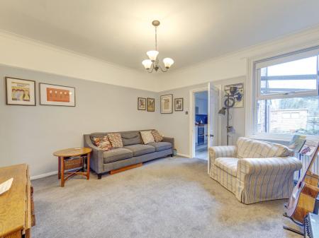 3 bedroom Terraced House for sale in Spring Hill, Whitwell, S80