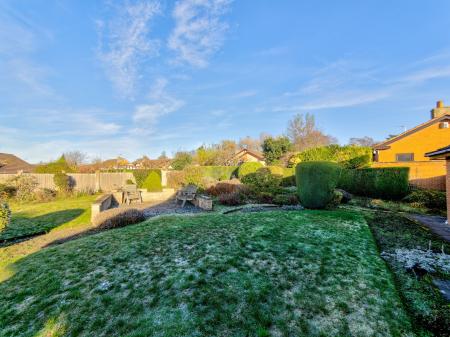 2 bedroom Detached bungalow for sale in Water Meadows, Worksop, S80