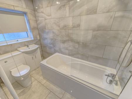 3 bedroom Terraced House for sale in Newbolt Road, Doncaster, DN4