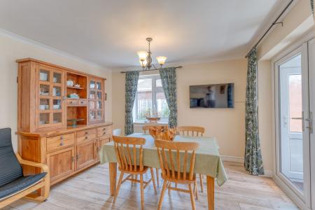 3 bedroom Detached bungalow for sale in Shireoaks Common, Shireoaks, S81