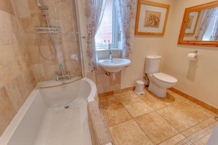 3 bedroom Detached bungalow for sale in Shireoaks Common, Shireoaks, S81