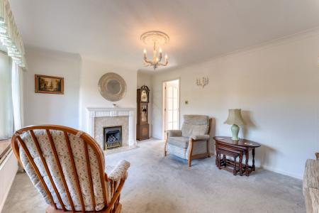 3 bedroom Semi-detached house for sale in Littondale, Worksop, S81