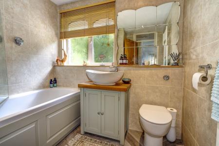 4 bedroom Detached house for sale in Windsor Road, Carlton-In-Lindrick, S81
