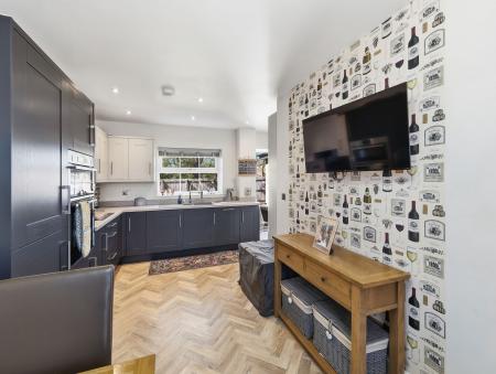 3 bedroom Detached house for sale in Goransson Walk, Rhodesia, S80