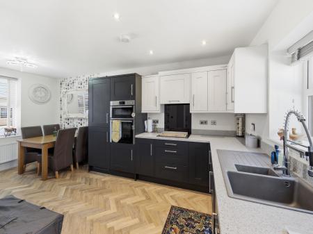 3 bedroom Detached house for sale in Goransson Walk, Rhodesia, S80