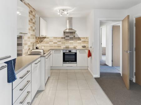 2 bedroom Flat for sale in Grove Court, Worksop, S80