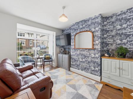 2 bedroom End of terrace house for sale in Duke Street, Whitwell, S80