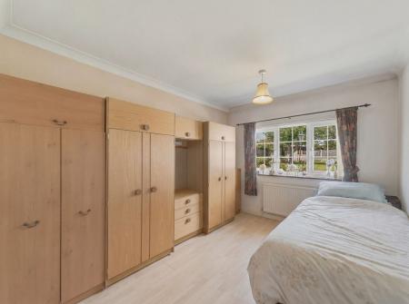 3 bedroom Detached bungalow for sale in Harworth Avenue, Blyth, S81