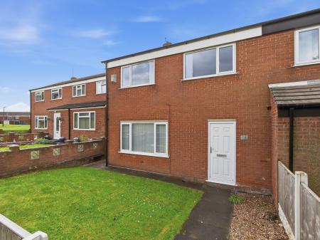 3 bedroom Semi-detached house for sale in Allsopp Drive, Worksop, S81
