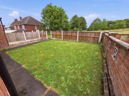 3 bedroom Semi-detached house for sale in Allsopp Drive, Worksop, S81