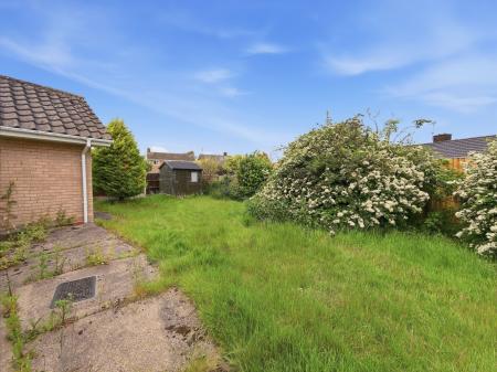 3 bedroom Detached bungalow for sale in Pine Tree Close, Worksop, S80