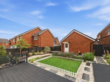 3 bedroom Detached house for sale in Squirrel Side Road, Gateford, S81