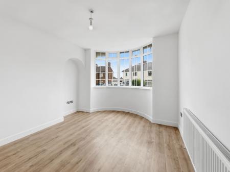 3 bedroom Semi-detached house for sale in Gateford Road, Worksop, S81