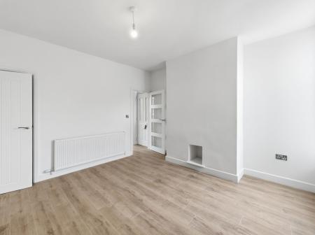 3 bedroom Semi-detached house for sale in Gateford Road, Worksop, S81