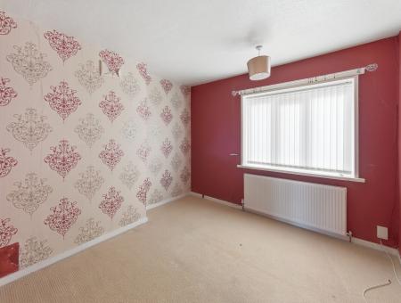3 bedroom Semi-detached house for sale in Lincoln Street, Worksop, S80