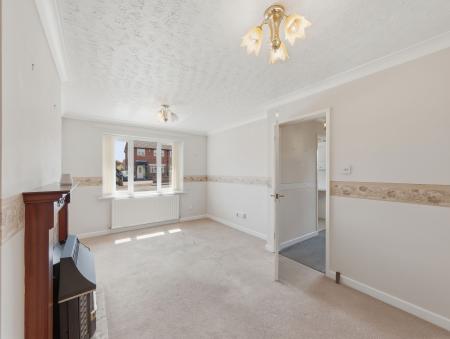 2 bedroom Semi-detached bungalow for sale in Ackford Drive, Worksop, S80