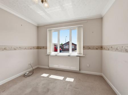 2 bedroom Semi-detached bungalow for sale in Ackford Drive, Worksop, S80
