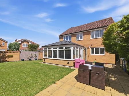 4 bedroom Detached house for sale in Lancaster Walk, Worksop, S81