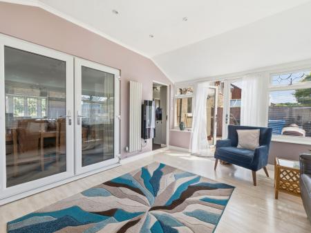4 bedroom Detached house for sale in Lancaster Walk, Worksop, S81