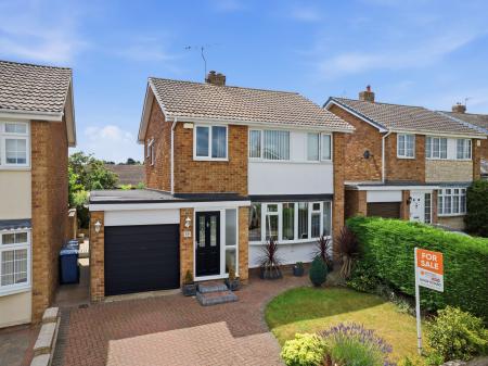 3 bedroom Detached house for sale in Spitalfields, Blyth, S81
